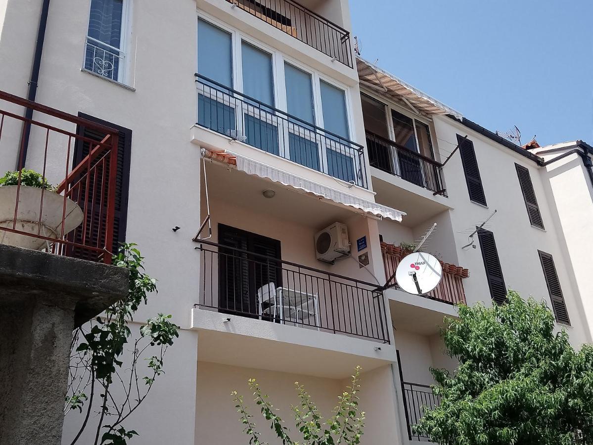 Charming Hill Apartment Opatija Exterior photo